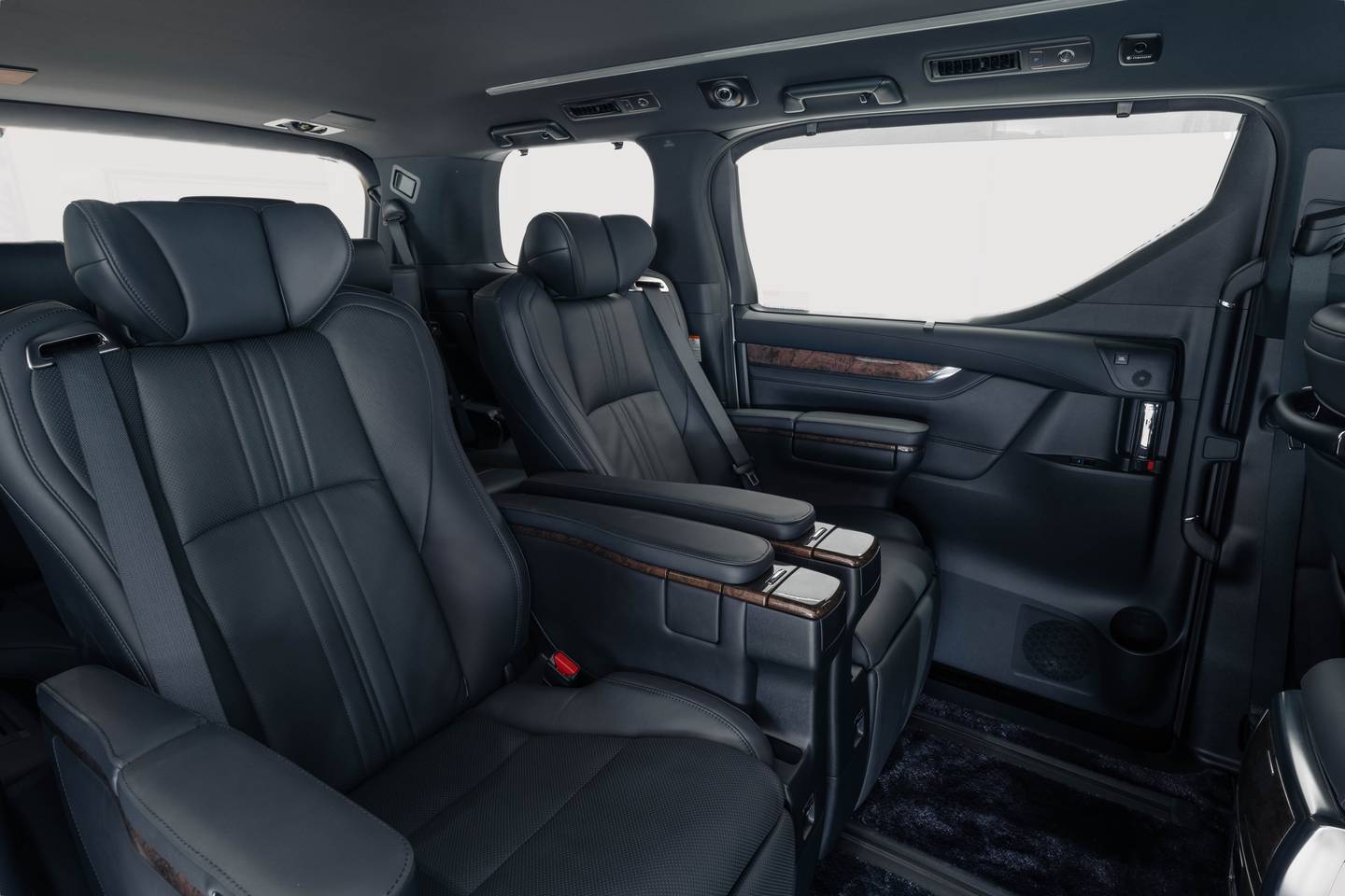 Toyota alphard Executive Lounge 豪華車(普通話司機)*北海道*(綠牌-合法營運車輛)