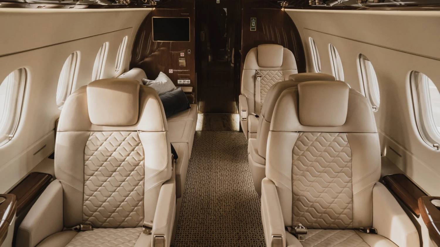 EMBRAER PRAETOR 600