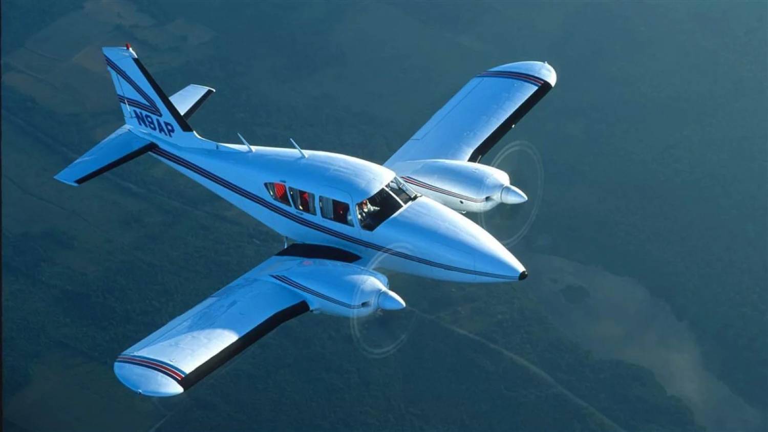 PIPER PA-23 AZTEC