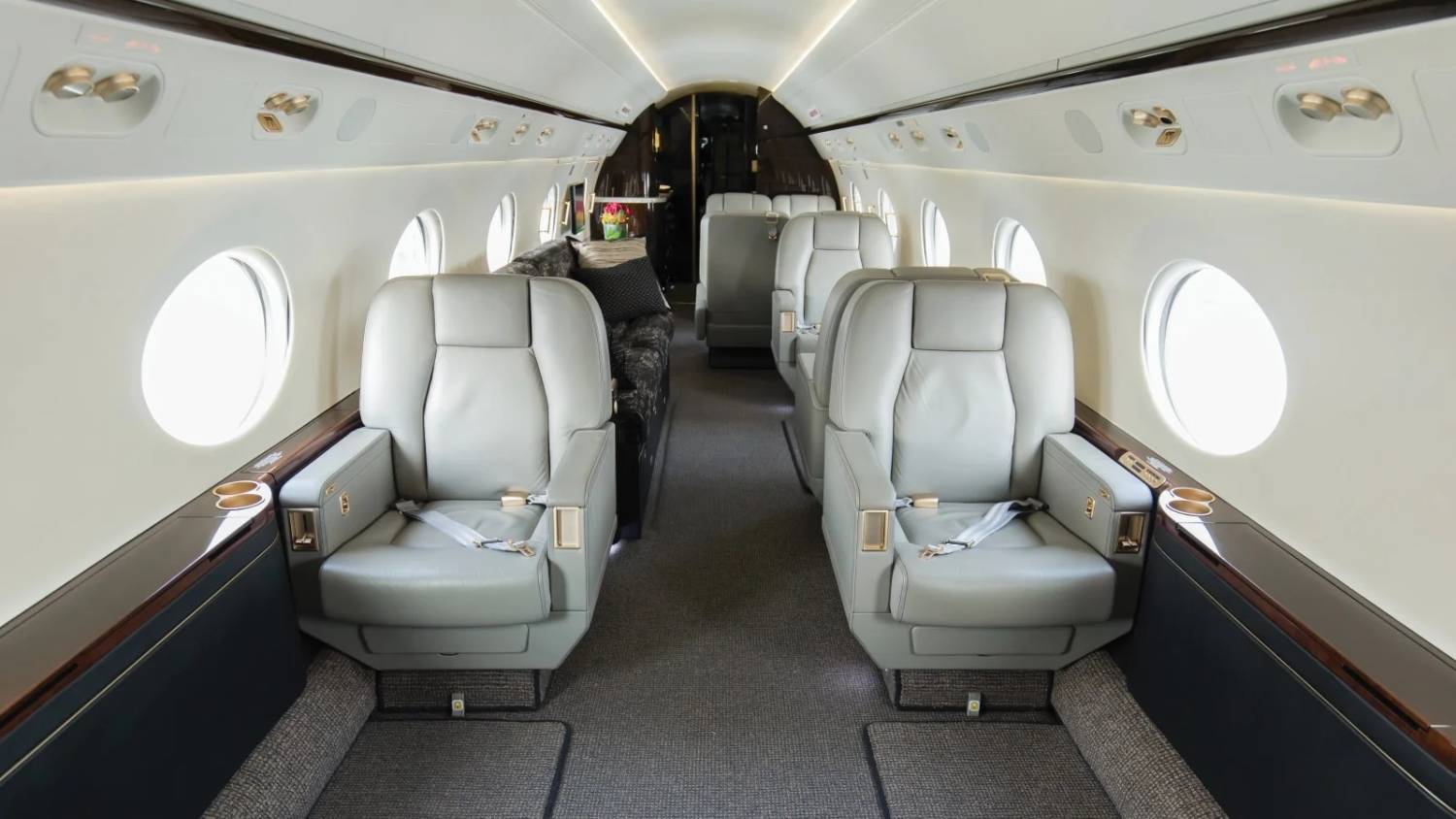GULFSTREAM G450