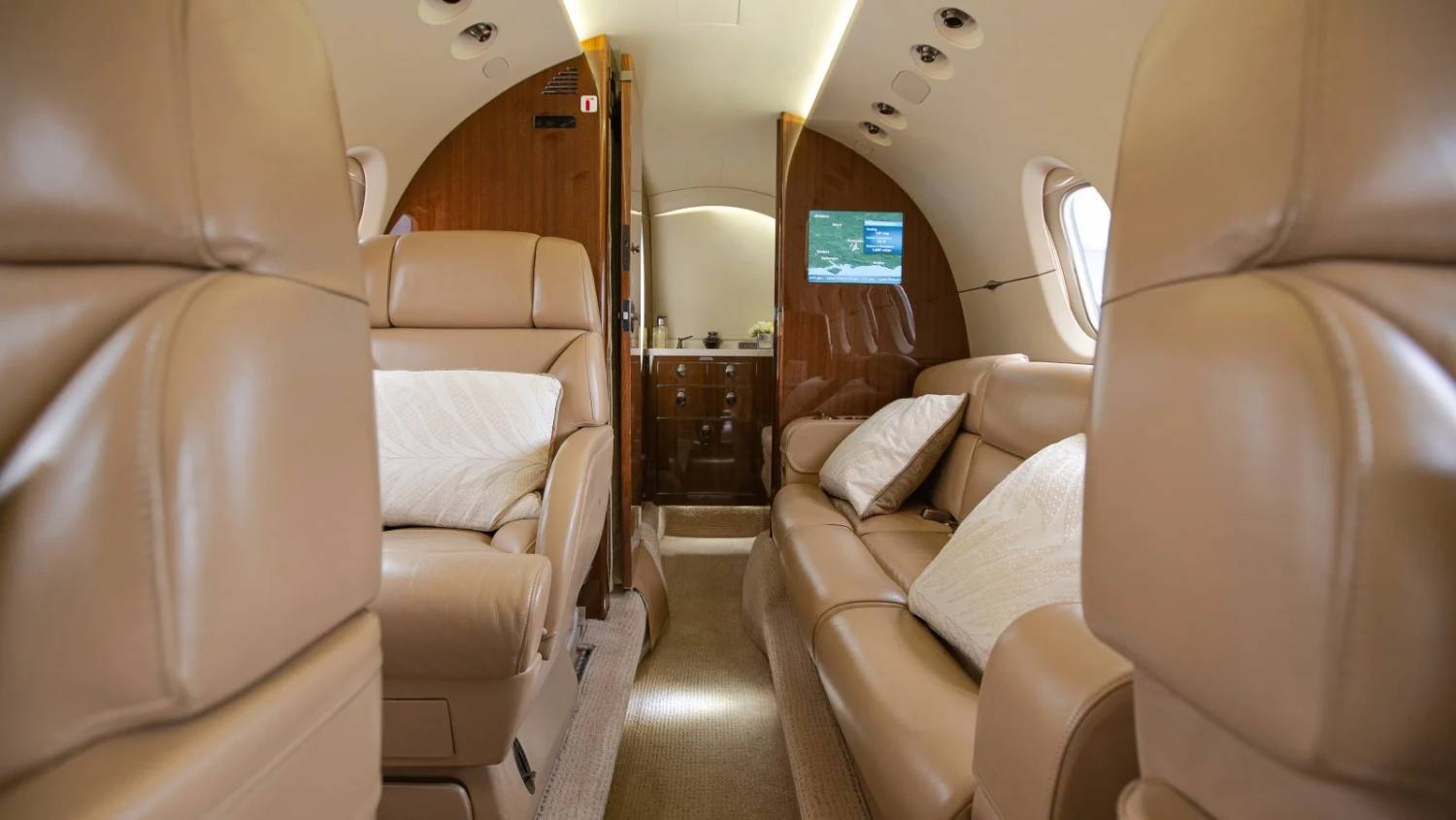 HAWKER BEECHCRAFT 900XP