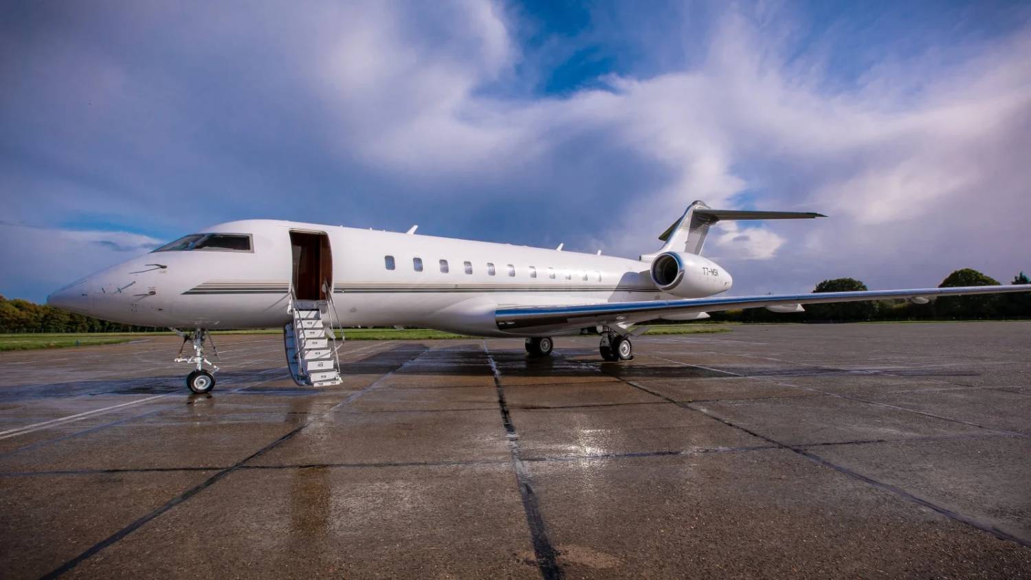 BOMBARDIER GLOBAL 5000