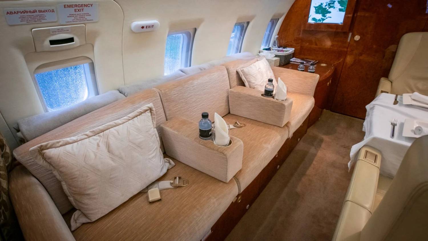 BOMBARDIER CHALLENGER 604