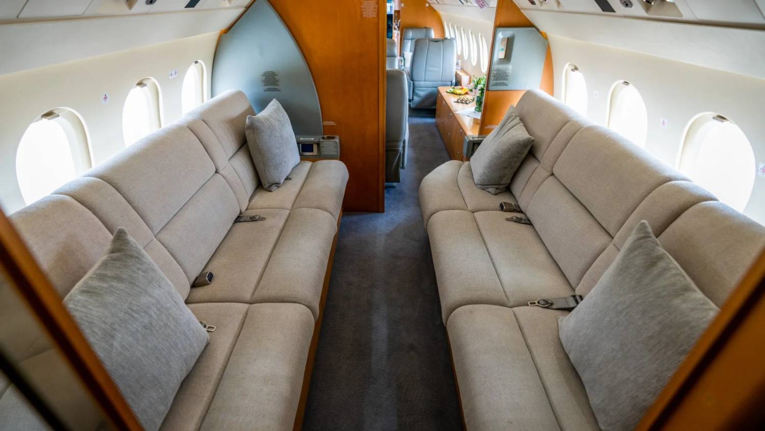 DASSAULT FALCON 900B