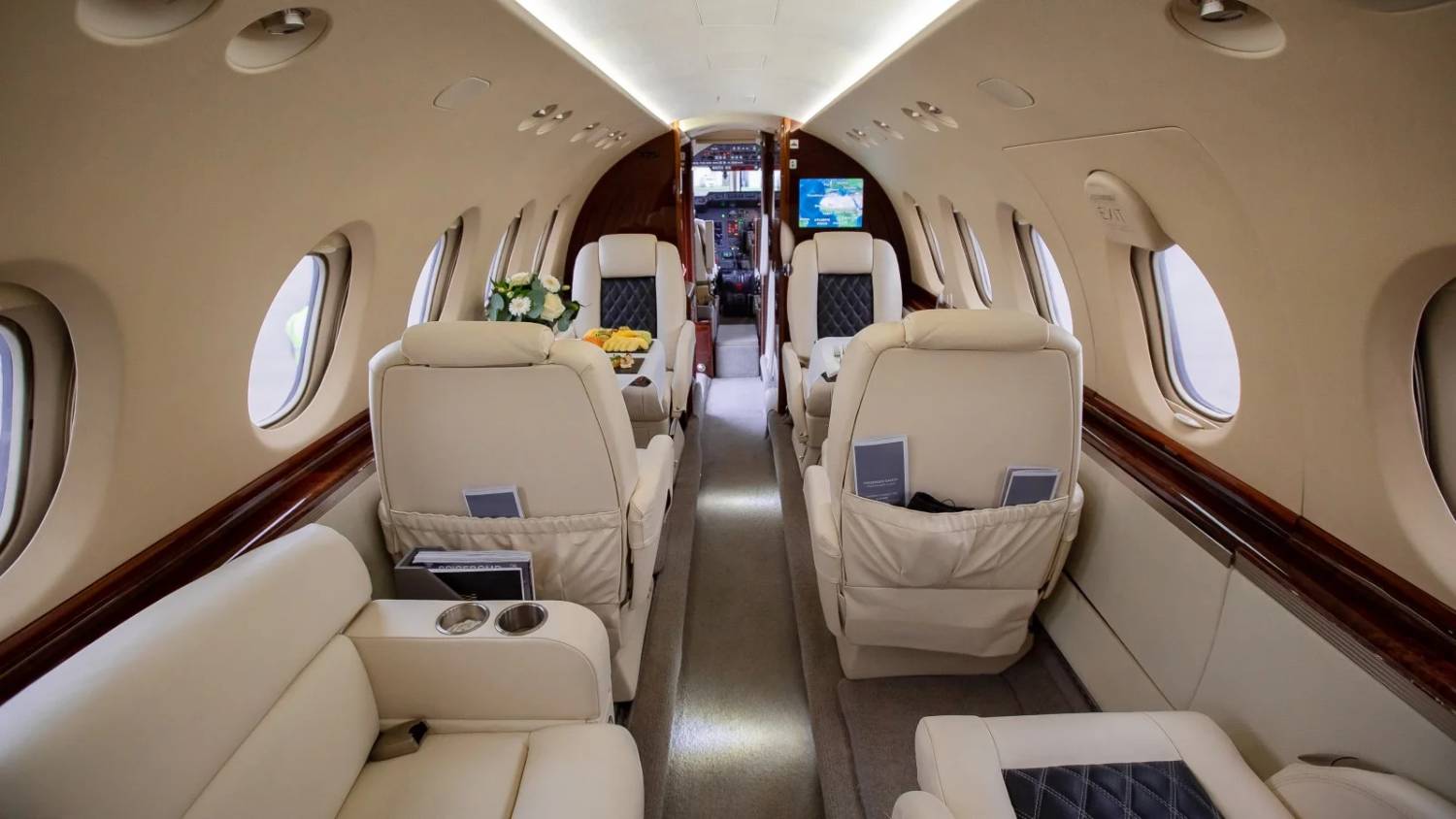 HAWKER BEECHCRAFT 750