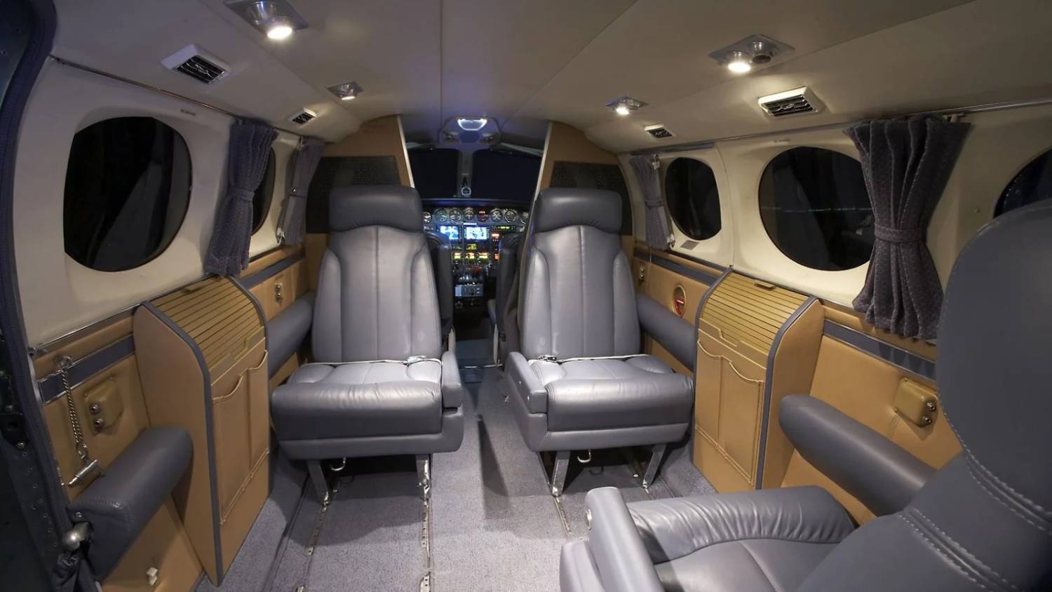 CESSNA 421C GOLDEN EAGLE