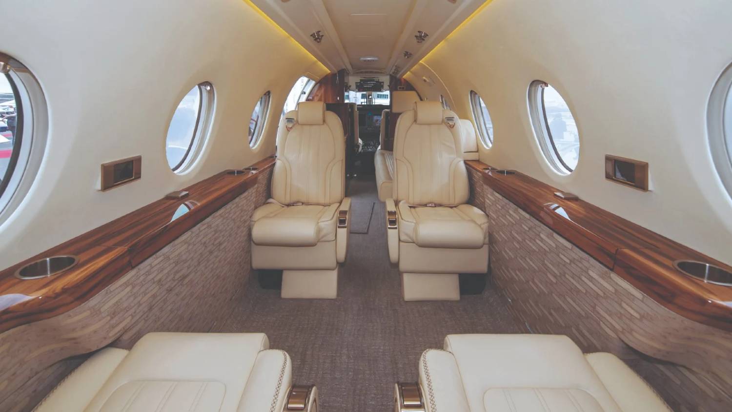 HAWKER BEECHCRAFT 400XP XPR