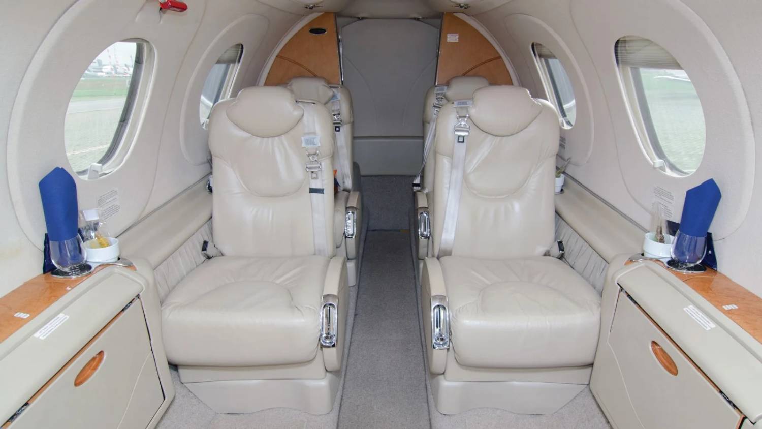 HAWKER BEECHCRAFT PREMIER I IA